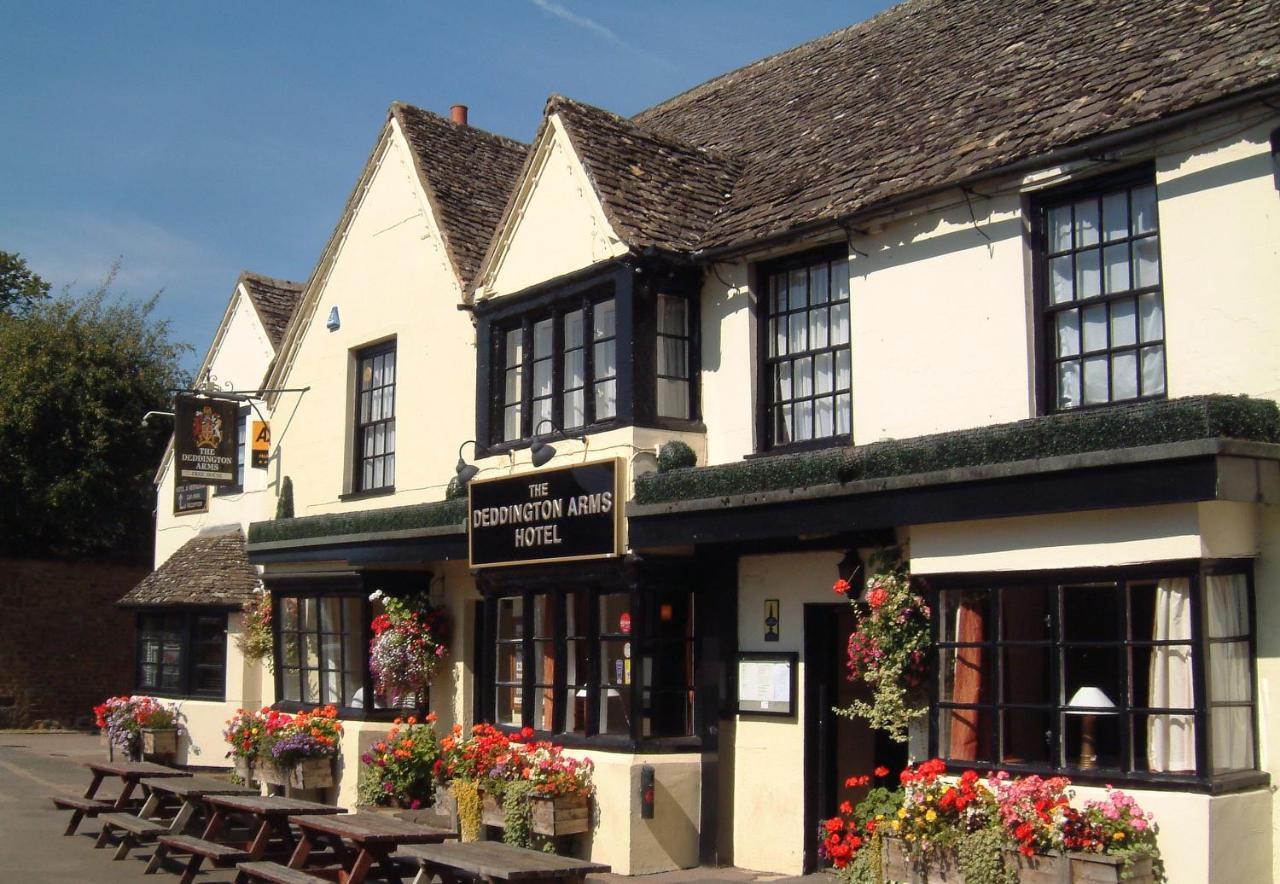 The Deddington Arms Hotel Exterior photo